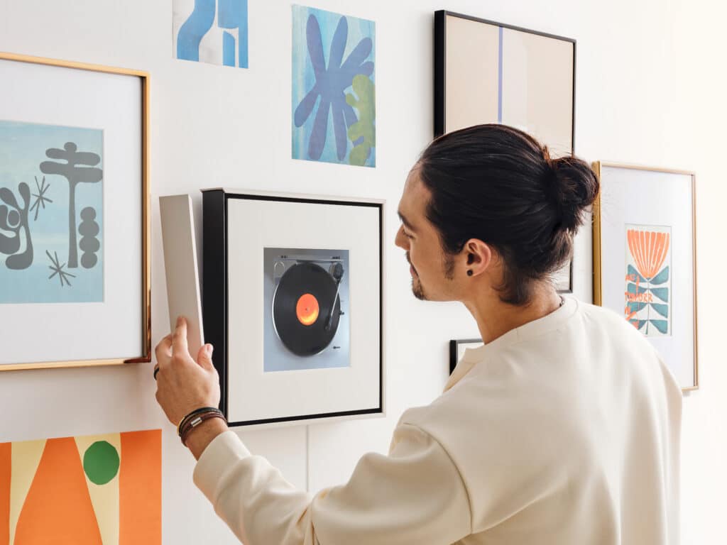 Samsung Music Frame превръща високоговорителите в произведения на изкуството