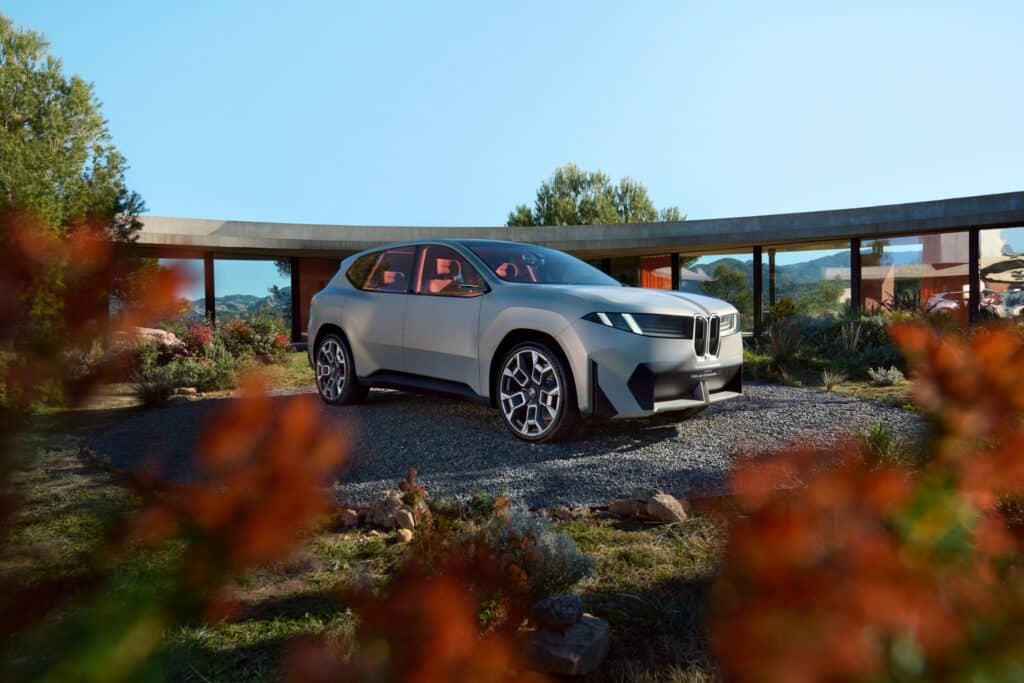 Така изглежда Neue Klasse като SAV: BMW Vision Neue Klasse X