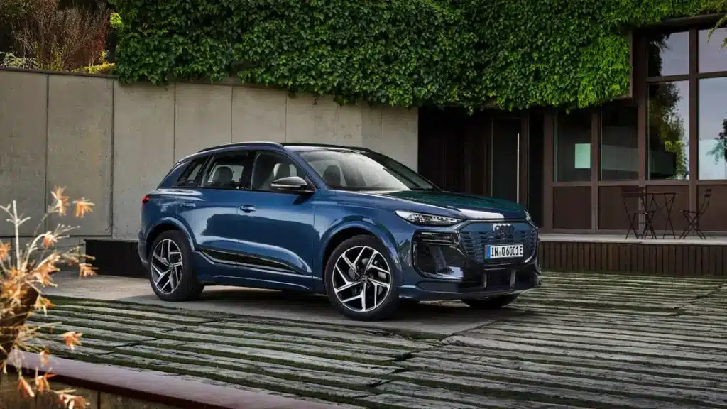 Audi представя изцяло електрическите Q6 e-tron и SQ6 e-tron с мощност до 510 к.с.