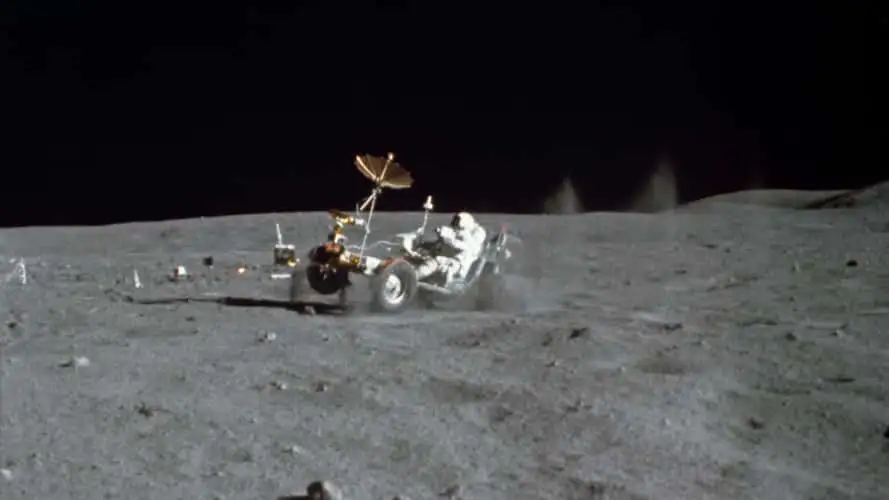 Как са (про)работили батериите на Lunar Rover-а?