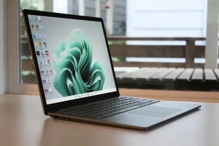 6 лаптопа, които можете да си купите вместо MacBook Air