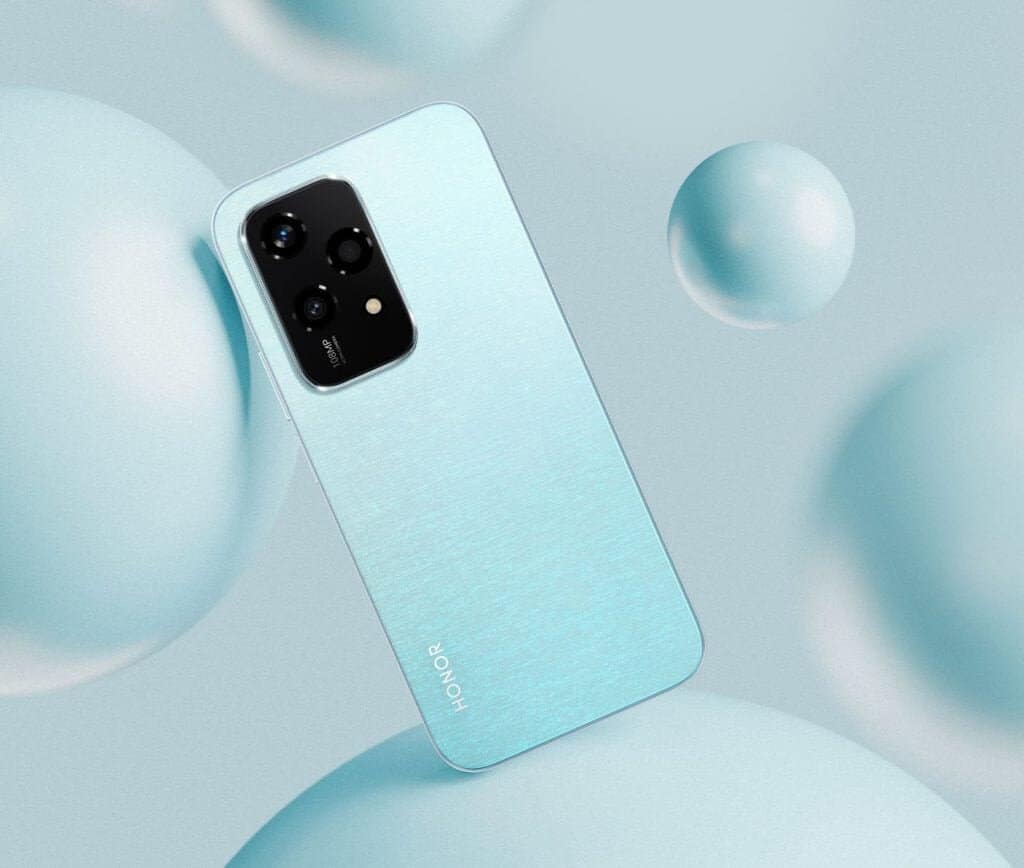 Honor се готви да анонсира новия смартфон Honor 200 Lite