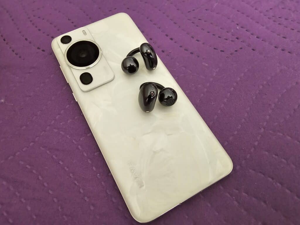Huawei FreeClip – леки слушалки с иновативен дизайн и отличен комфорт при носене