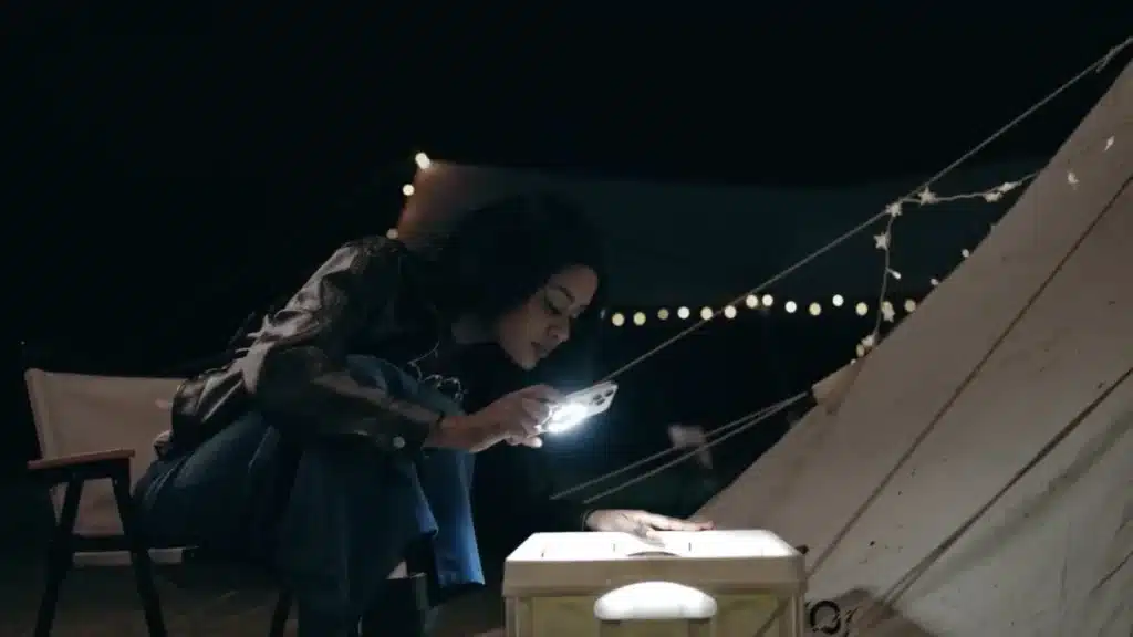 За iPhone беше създадено фенерче с MagSafe