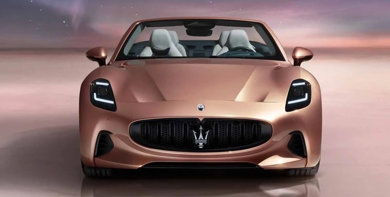 Maserati представи луксозния кабриолет GranCabrio Folgore с 3 електромотора и ускорение от 0 до 100 за 2,8 секунди