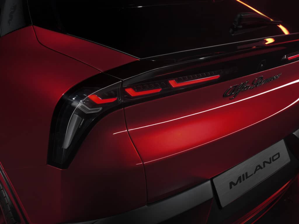 Всичко, което трябва да знаете за MILANO – първият електромобил на Alfa Romeo