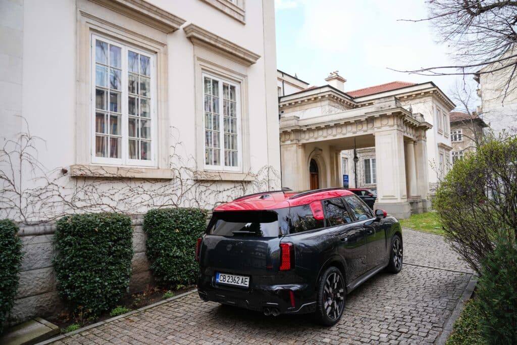 Шофирахме новото MINI Countryman