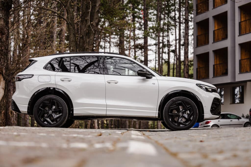 Новият Tiguan е в България, добавяйки функции и удобства от премиум класа в бестселъра на  Volkswagen