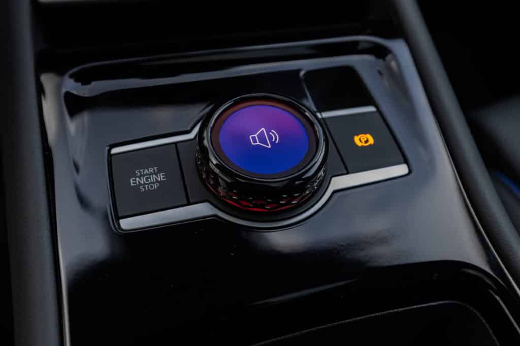 Новият Tiguan е в България, добавяйки функции и удобства от премиум класа в бестселъра на  Volkswagen