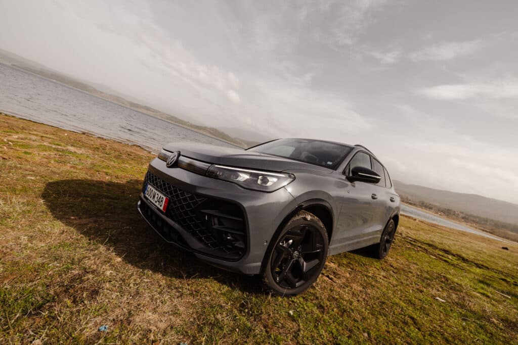 Новият Tiguan е в България, добавяйки функции и удобства от премиум класа в бестселъра на  Volkswagen