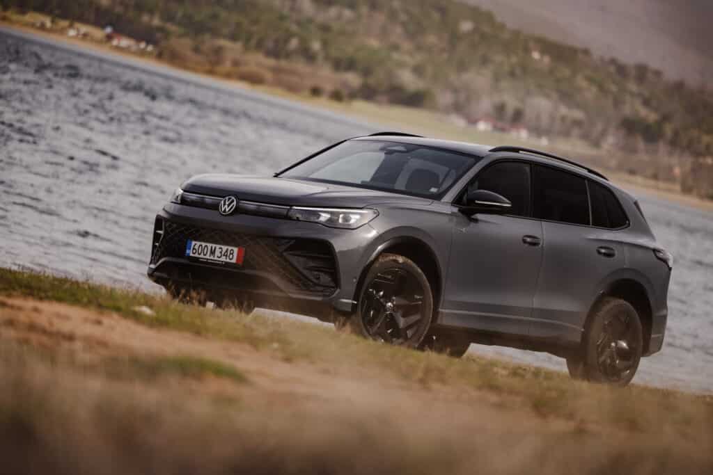 Новият Tiguan е в България, добавяйки функции и удобства от премиум класа в бестселъра на  Volkswagen