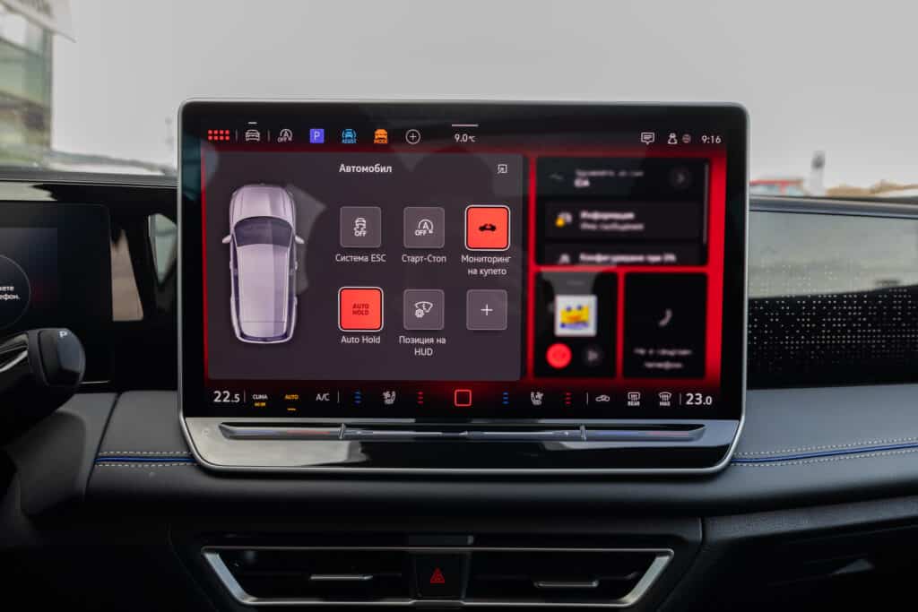 Новият Tiguan е в България, добавяйки функции и удобства от премиум класа в бестселъра на  Volkswagen