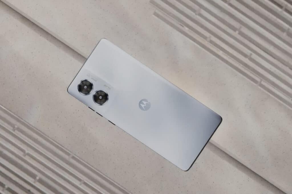 Motorola представи смартфона Edge 50 Fusion със Snapdragon 7s Gen 2, 50 MP камера и 5000 mAh батерия за €349