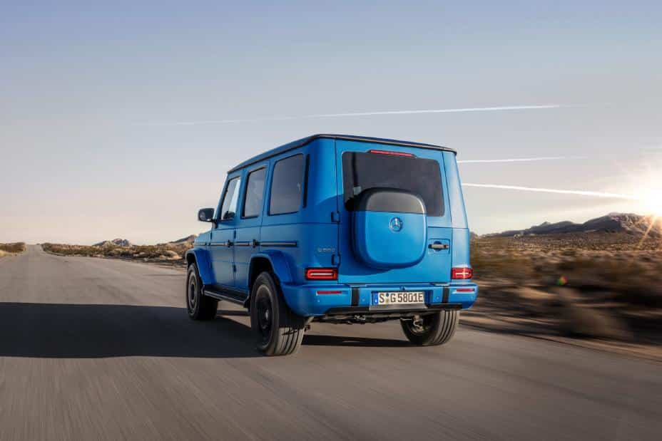 Mercedes официално представи електрическата G-класа