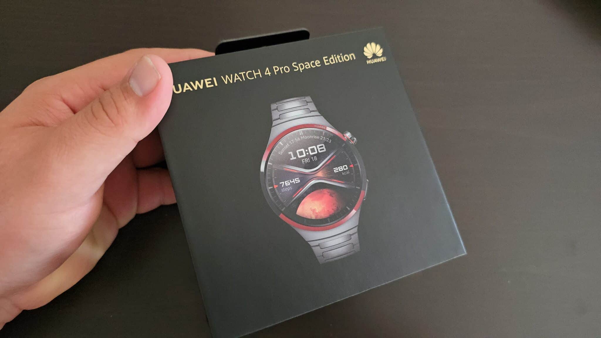 Излитаме в космоса с новия HUAWEI WATCH 4 Pro Space Edition