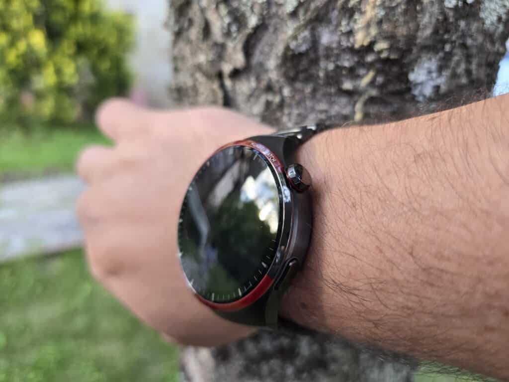 Излитаме в космоса с новия HUAWEI WATCH 4 Pro Space Edition