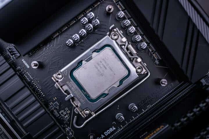 4 процесора, които си заслужават вместо Intel Core i9-13900K