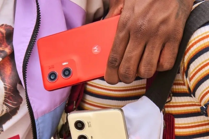Motorola представи актуализирания смартфон Moto G Stylus 5G, който върви в комплект със стилус