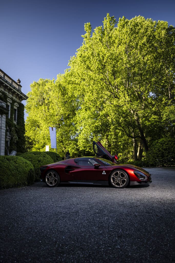 Alfa Romeo 33 Stradale триумфира на “Concorso di Eleganza di Villa d’Este” (снимки)