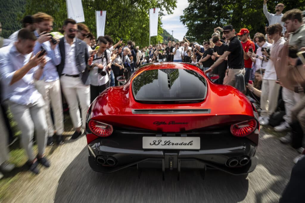 Alfa Romeo 33 Stradale триумфира на “Concorso di Eleganza di Villa d’Este” (снимки)