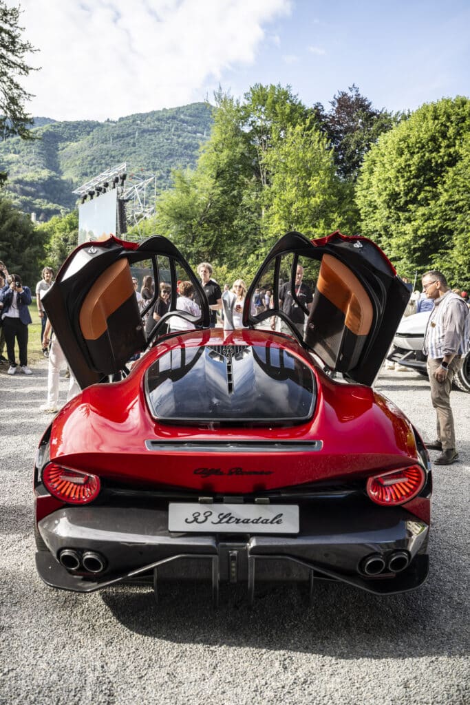 Alfa Romeo 33 Stradale триумфира на “Concorso di Eleganza di Villa d’Este” (снимки)