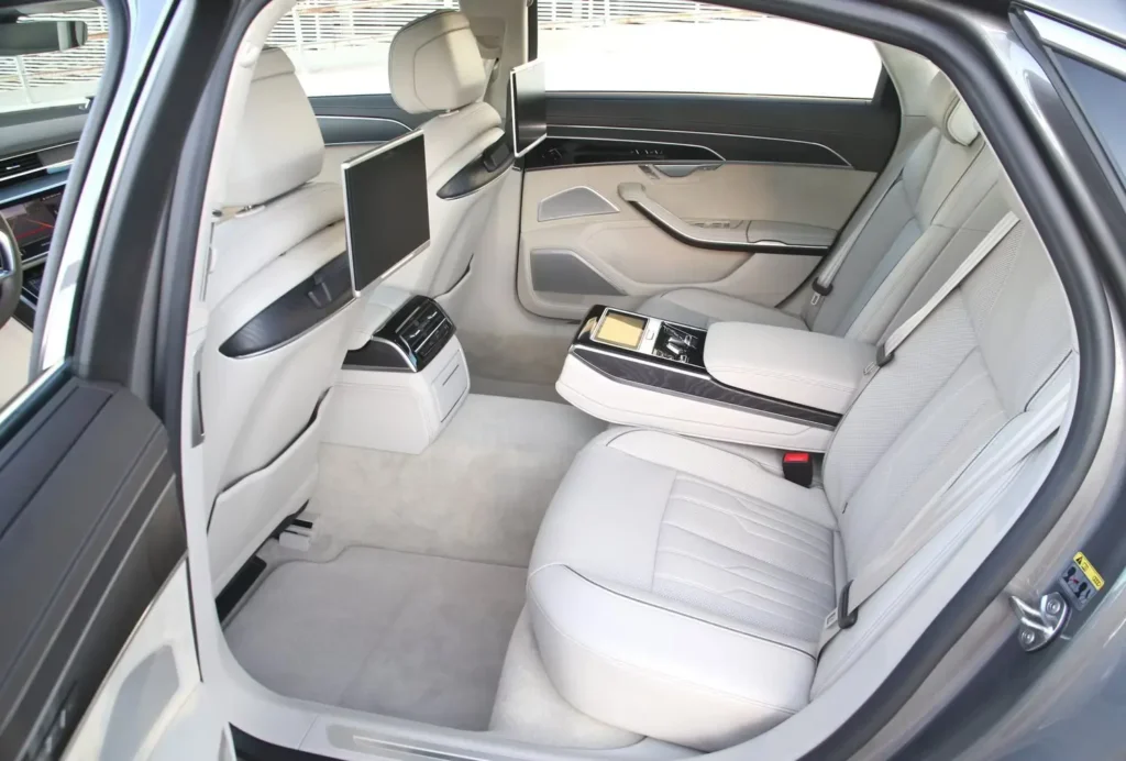 Audi А8 D5 преди фейслифта. Къде му е силата, как стои спрямо конкурентите?