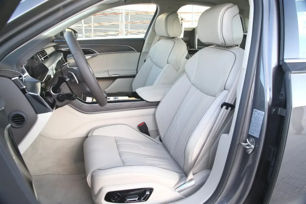 Audi А8 D5 преди фейслифта. Къде му е силата, как стои спрямо конкурентите?