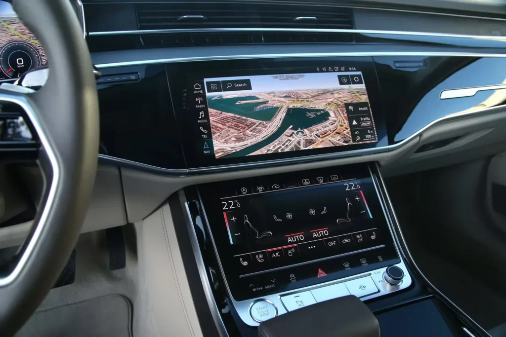 Audi А8 D5 преди фейслифта. Къде му е силата, как стои спрямо конкурентите?
