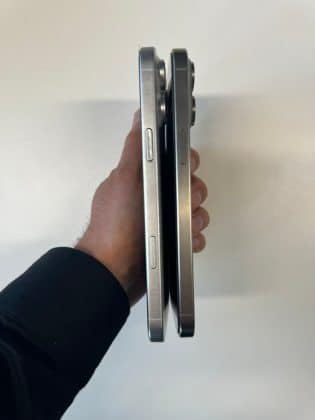 Появиха се сравнителни “живи“ снимки на все още не анонсираните iPhone 16 Pro Max и iPhone 15 Pro Max