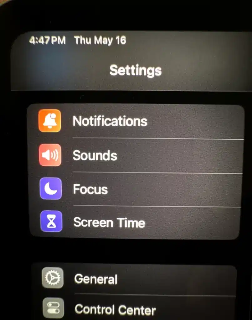 Собствениците на Apple iPad Pro M4 се оплакват от зърнестия дисплей и появата на HDR дефекти