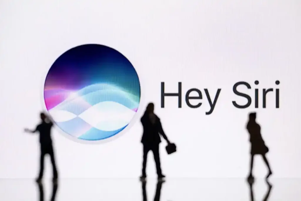 Apple модернизира Siri, за управление с по-сложни команди