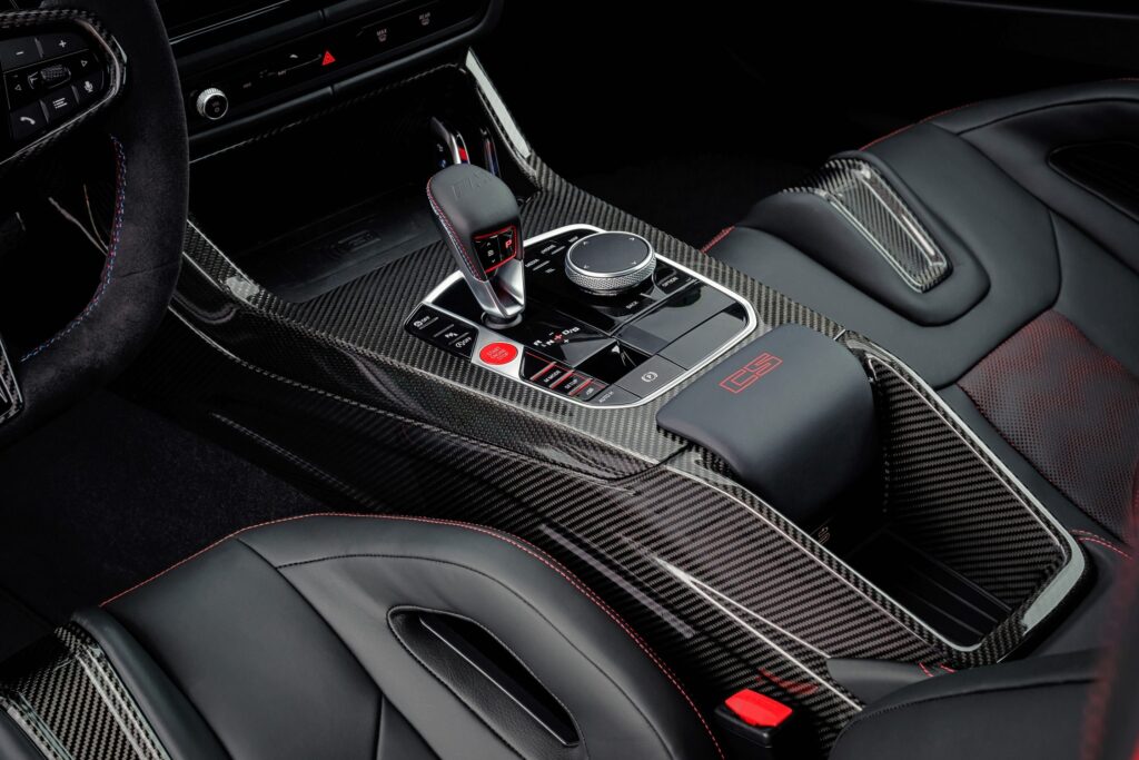 Новото BMW M4 CS – уверена динамика във всяка ситуация