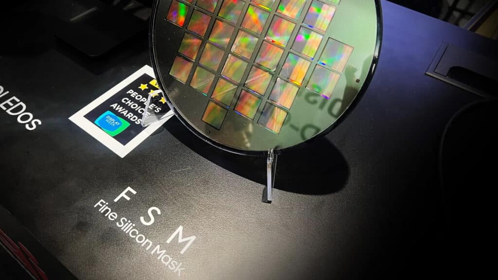 Samsung представи първия в света QD-LED дисплей, който може да замени OLED и други иновативни панели