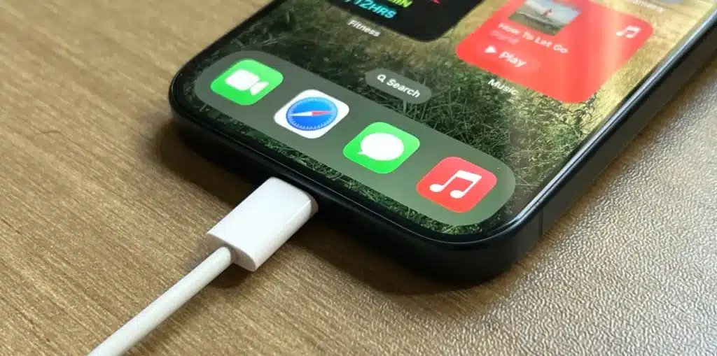 Apple потвърди: Постоянното затваряне на приложенията в iPhone влошава живота на батерията