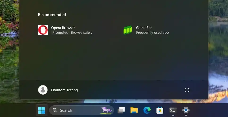 Производителността на Windows 11 е „комично слаба“, а в интерфейса се вкарват реклами. Хората започнаха да се връщат към Windows 10