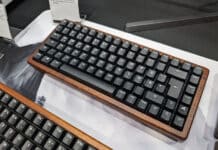 Sharkoon представи дървената геймърска клавиатура SGK50 PBT Wood