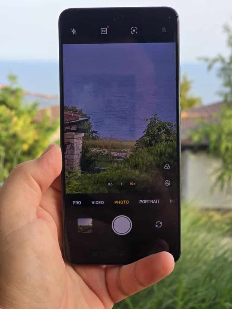 Oppo Reno 11 F 5G: издръжливост, стил и иновации – вече и в България