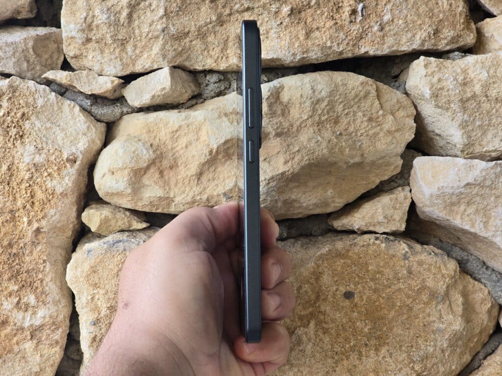 Oppo Reno 11 F 5G: издръжливост, стил и иновации – вече и в България