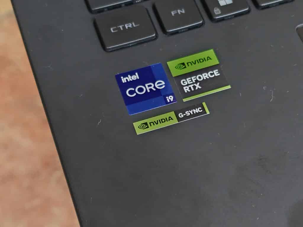 ROG Strix SCAR 18 (2024 г.) – технологично чудо