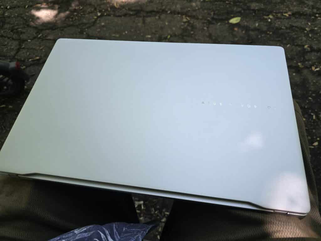 Asus Vivobook S 15 OLED (2024) – Революцията в лаптопите с изкуствен интелект