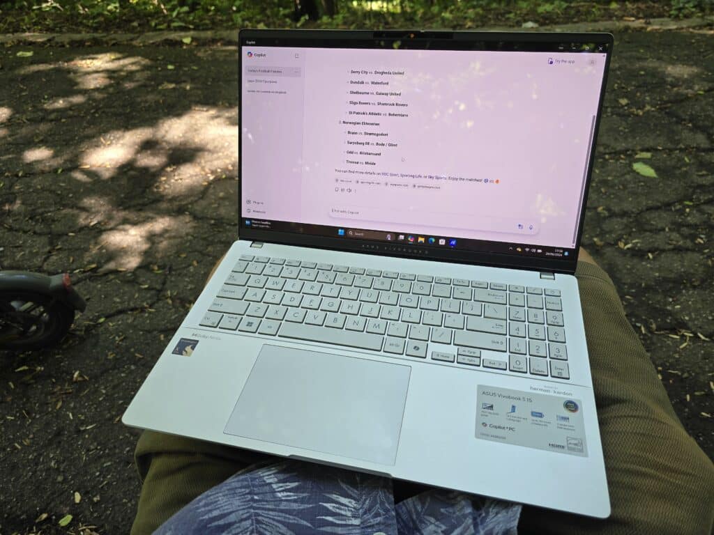 Asus Vivobook S 15 OLED (2024) – Революцията в лаптопите с изкуствен интелект