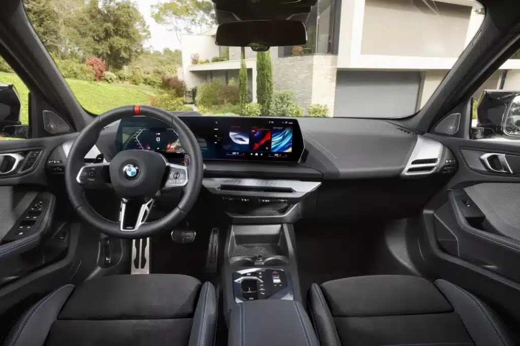 Новата Серия 1 на BMW е тук