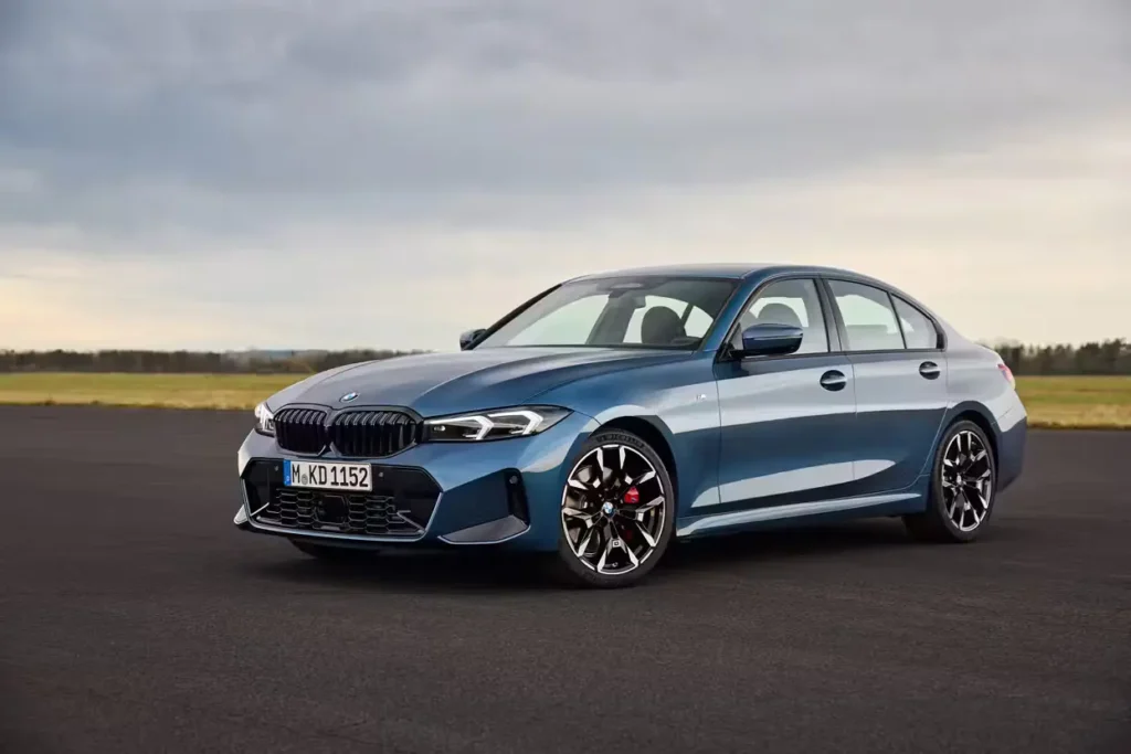“Родната полиция ни пази” и прави хитри покупки. BMW M340i > базово М3?