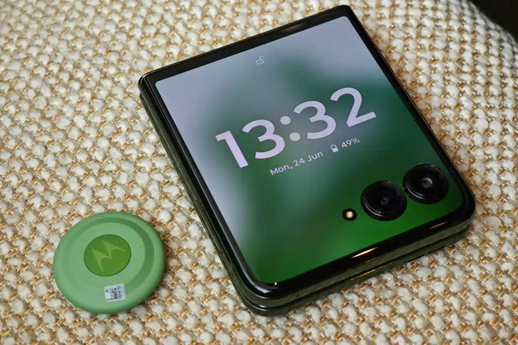 Motorola представи тракера Moto Tag със сменяеми батерии за