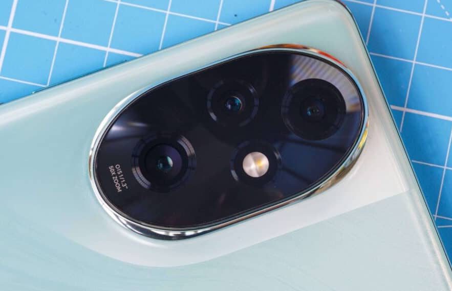 Флагманските смартфони Honor 200 и Honor 200 Pro бяха представени за световния пазар