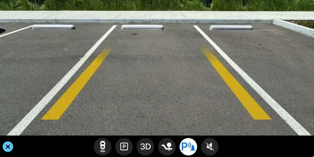 Apple показа обновения CarPlay с поддръжка на множество екрани