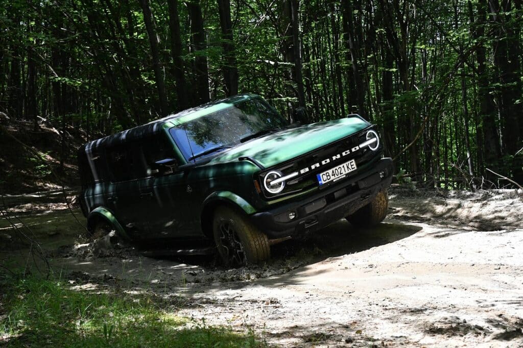 Новото поколение Ford Ranger и Ford Bronco: Истински звезди на пътя и извън него