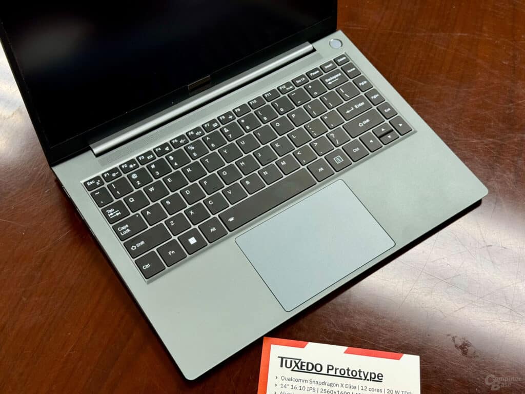 Не всичко е Windows: Tuxedo представи лаптоп с процесор Snapdragon X Elite с Linux