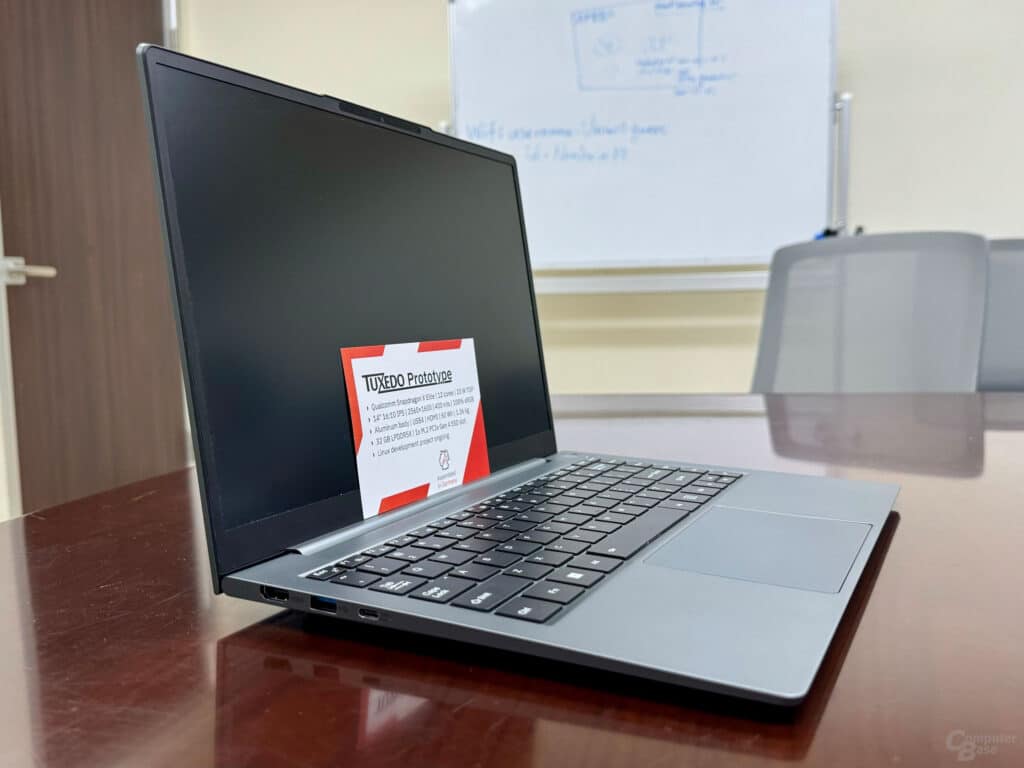 Не всичко е Windows: Tuxedo представи лаптоп с процесор Snapdragon X Elite с Linux