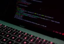 В PHP е открита опасна уязвимост, която улеснява заразяването на Windows-компютри с вируси